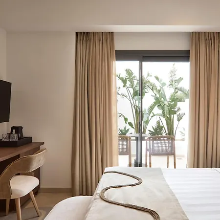 מלון Iria Blue Mykonos