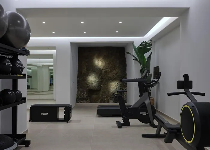 מלון Iria Blue Mykonos 4*